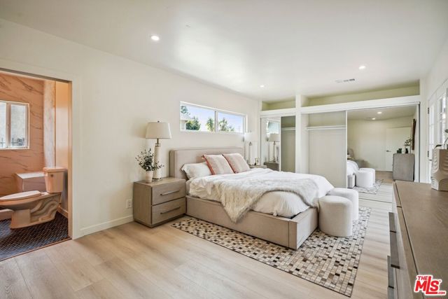 910 Arwin Street, Pasadena CA: https://media.crmls.org/mediaz/db26d61c-0967-4073-a7ac-b24fd0fe67b6.jpg
