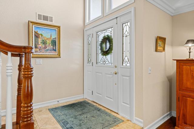 2702 Jacaranda Avenue, Carlsbad CA: https://media.crmls.org/mediaz/db275892-7f87-4a6f-8821-2956f449a494.jpg