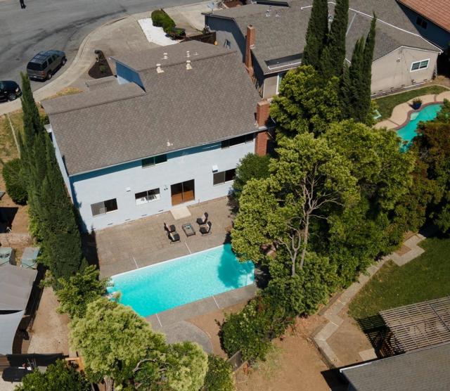 7160 Harvard Place, Gilroy CA: https://media.crmls.org/mediaz/db27ec83-ebab-42cc-8089-d938b45f30e6.jpg