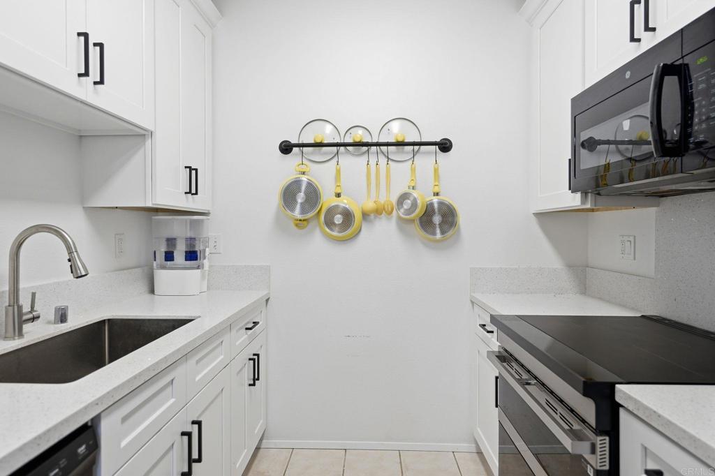 8310 Regents Road - photo 9