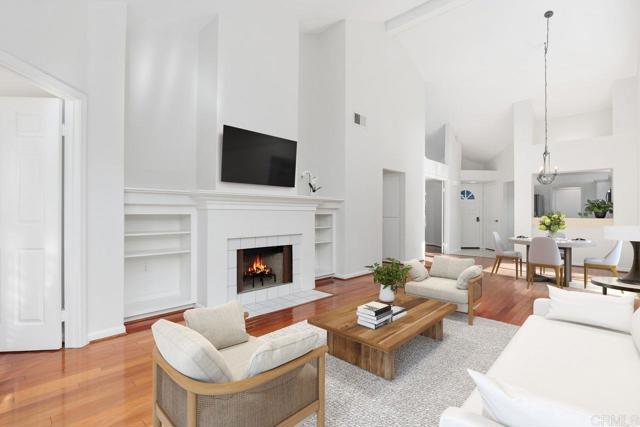 814 Okra Court, Carlsbad CA: https://media.crmls.org/mediaz/db28a4d4-c27e-4ceb-9838-921af527ccfd.jpg