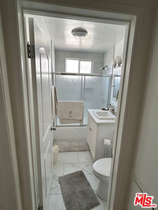 2215 Norwalk Avenue, Los Angeles CA: https://media.crmls.org/mediaz/db297440-bfd7-411b-8ce7-33def5bf5116.jpg