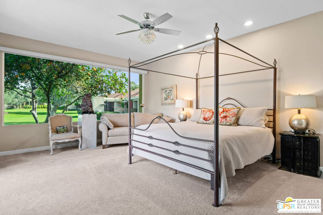 138 Desert West, Rancho Mirage CA: https://media.crmls.org/mediaz/db2a14d1-8ac3-487c-90a7-5164883bddfd.jpg