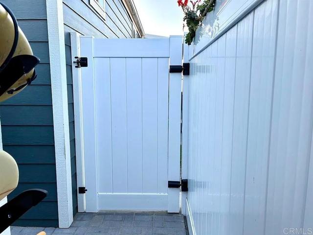 Detail Gallery Image 14 of 20 For 4660 N River Rd #136,  Oceanside,  CA 92057 - 3 Beds | 3 Baths