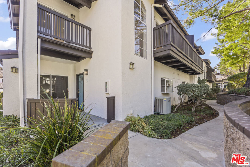 MLS #25494405 image #36