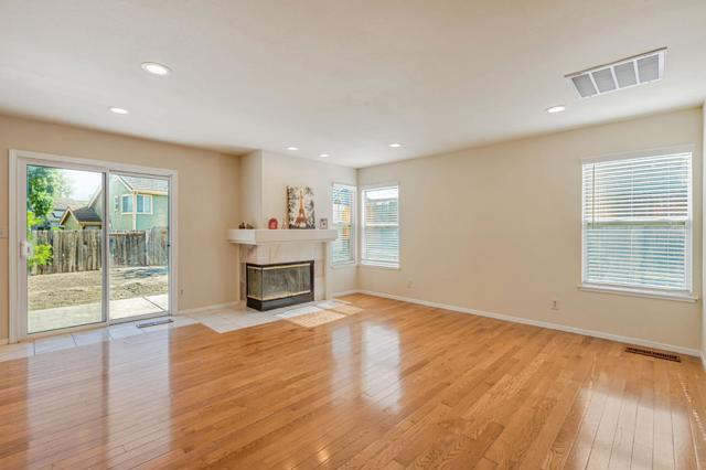 3963 Mead Street, Antioch CA: https://media.crmls.org/mediaz/db2c9022-45a2-443a-9b18-660b02486855.jpg