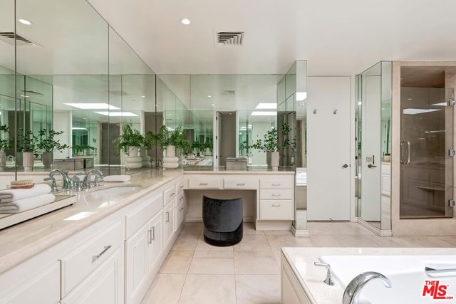 2 Bed Home for Sale in Beverly Hills, California