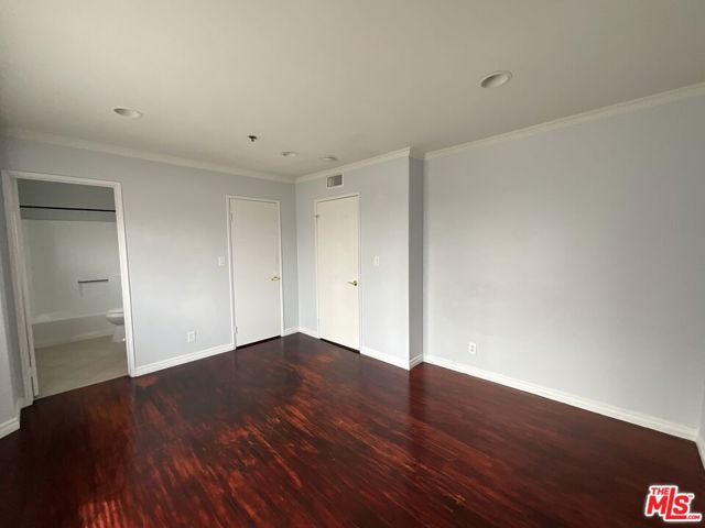 21 Palmetto Drive, Alhambra CA: https://media.crmls.org/mediaz/db2dd277-4ad8-4a99-81e8-bd60b3f2f289.jpg