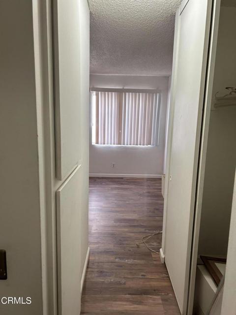 Image 5 of 10 For 5460 White Oak Avenue J203