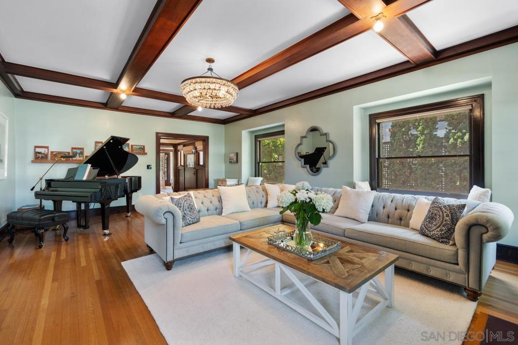 MLS #250040372SD image #8