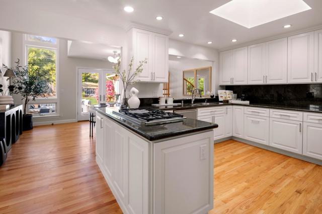881 Highlands Circle, Los Altos CA: https://media.crmls.org/mediaz/db2ed305-7808-468e-ace7-983ec262316d.jpg