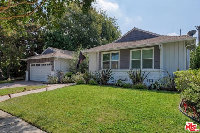12814 Collins Street photo 2