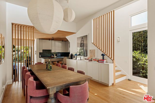 712 Nowita Place photo 13