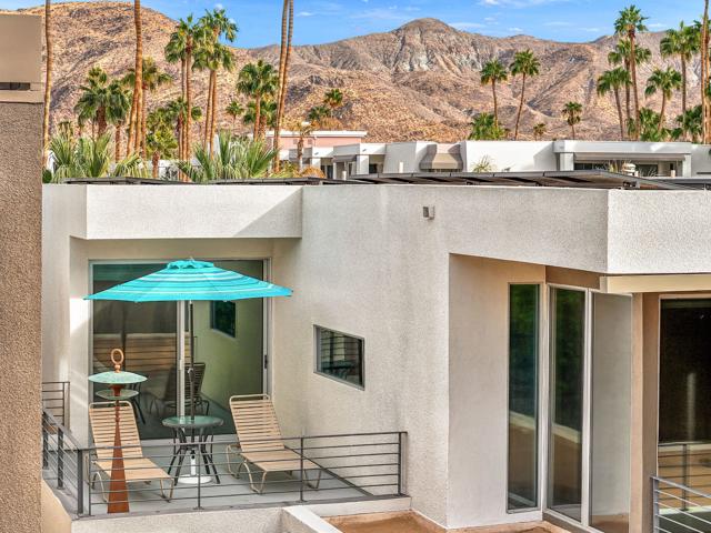2831 S Palm Canyon Drive, Palm Springs CA: https://media.crmls.org/mediaz/db3121bf-6f8e-4b57-b029-6d429f24bb53.jpg