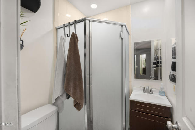 Detail Gallery Image 12 of 17 For 3902 Bresee Ave #1,  Baldwin Park,  CA 91706 - 2 Beds | 1/1 Baths