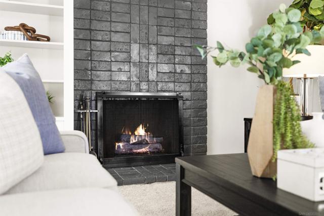 5768 CAMBER DR, San Diego CA: https://media.crmls.org/mediaz/db32a464-29a3-490e-9671-dc2962d1b122.jpg