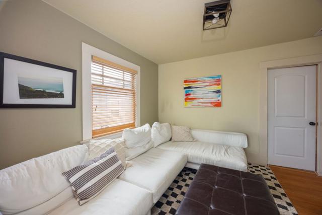 895 Main Street, Half Moon Bay CA: https://media.crmls.org/mediaz/db32e353-730b-4fca-9f0b-c895889baead.jpg