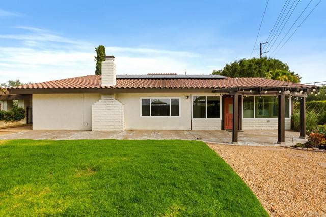 13837 Tam O Shanter Court, Poway CA: https://media.crmls.org/mediaz/db33b385-d8e6-4ed2-8d93-50c94b86b666.jpg