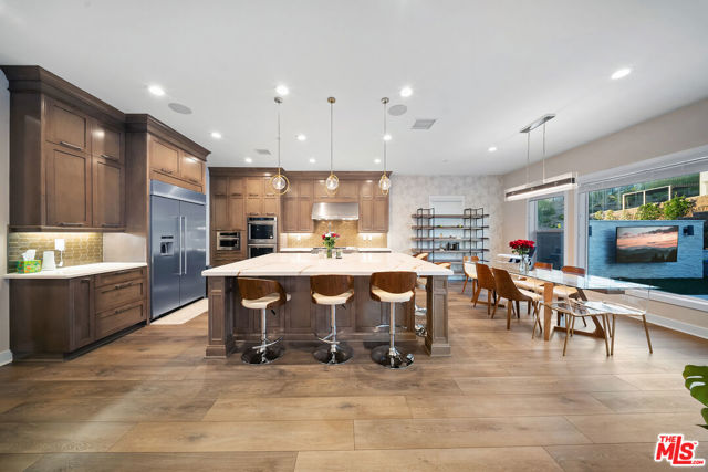 20643 W Wood Rose Court, Porter Ranch CA: https://media.crmls.org/mediaz/db33f591-0d40-47a6-b0fa-6f78d91788eb.jpg