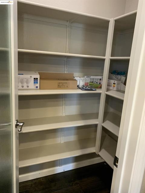 8047 Westport Circle, Discovery Bay CA: https://media.crmls.org/mediaz/db34b573-6e0b-4454-bda8-7985bb8b434c.jpg