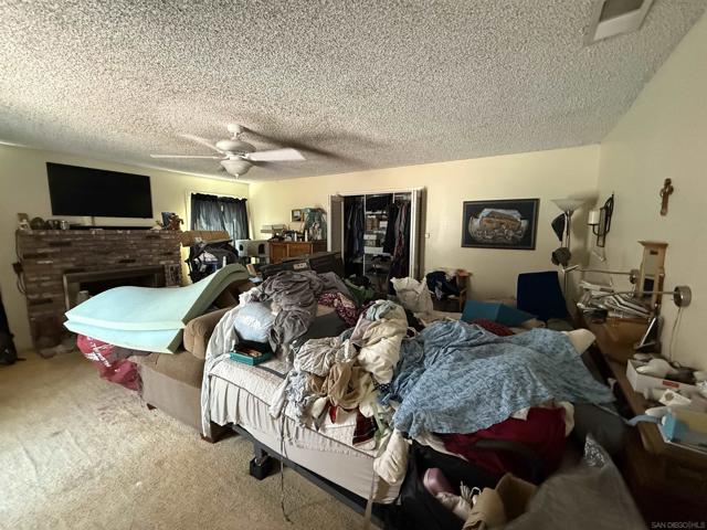 4039 Citradora Dr, Spring Valley CA: https://media.crmls.org/mediaz/db351cd8-4e6c-4300-aeeb-a9deefdd218a.jpg
