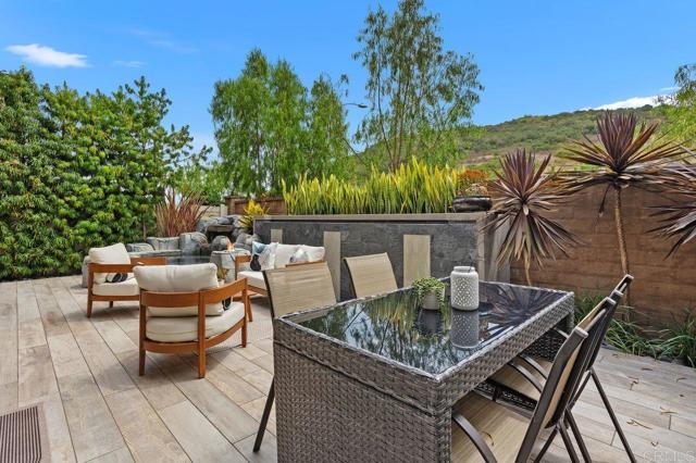 3157 Salina rd, Carlsbad CA: https://media.crmls.org/mediaz/db35adc3-3dc8-4fe9-ad6d-d76ea2112dc3.jpg