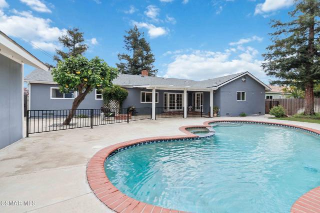 1881 Wellesley Drive, Thousand Oaks CA: https://media.crmls.org/mediaz/db360c1d-52b9-44b4-aec2-16b6a5290974.jpg