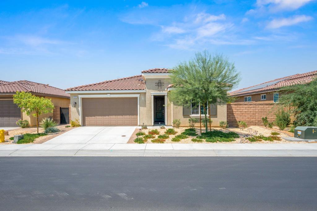 42811 Torno Place
