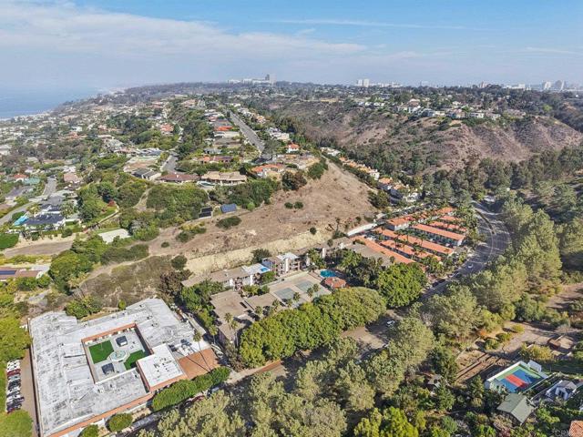 2600 Torrey Pines Road, La Jolla CA: https://media.crmls.org/mediaz/db36fdcd-25b7-483f-a10e-d555842400dc.jpg