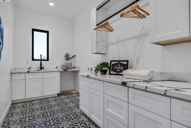 Image 36 of 60 For 3707 Trenery Drive