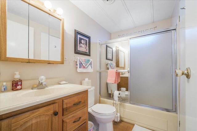 32857 Bloomfield Avenue, Thousand Palms CA: https://media.crmls.org/mediaz/db382443-e1d1-409b-bc98-66d9a4b91a06.jpg