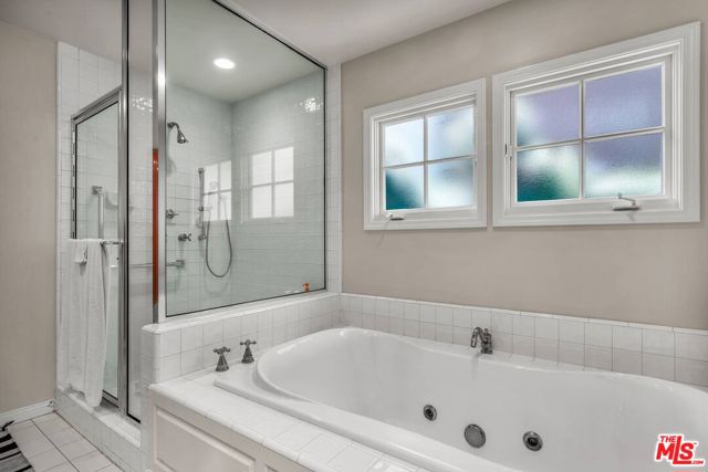 3 Bed Home for Sale in Sherman Oaks, California