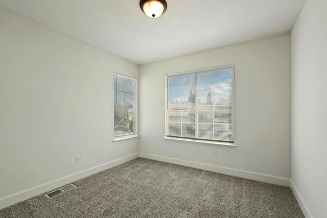 3157 Autumn Chase Circle, Stockton CA: https://media.crmls.org/mediaz/db39a5cf-5972-49de-9b4d-2686fbca4f7d.jpg