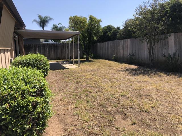 1681 E Mission Avenue, Escondido CA: https://media.crmls.org/mediaz/db39e5a7-5d4a-416a-8f31-2ed0823c3324.jpg