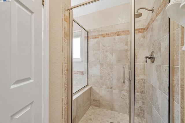 47 Summer Hill Court, Danville CA: https://media.crmls.org/mediaz/db3bcef8-265d-407e-971d-11dddf9a6c4b.jpg