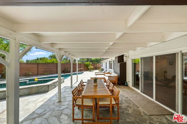 20835 Tiara Street, Woodland Hills CA: https://media.crmls.org/mediaz/db3c303e-a206-46a5-ae2e-76c8f009686c.jpg