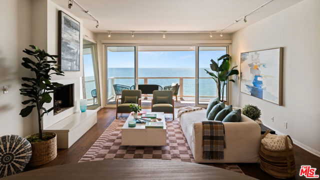 22664 Pacific Coast Highway, 2 photo 3