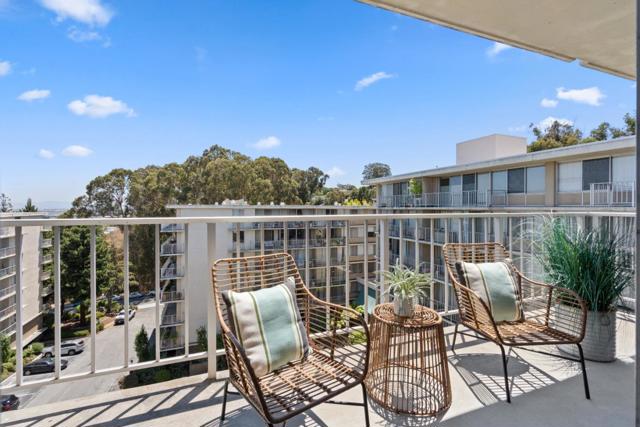 300 Davey Glen Road, Belmont CA: https://media.crmls.org/mediaz/db3cc626-48f5-4c17-a7b0-9da3eb5d94df.jpg
