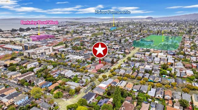 1259 Carrison St, Berkeley CA: https://media.crmls.org/mediaz/db3e2491-bf41-4b70-a38d-4087e8d015cf.jpg