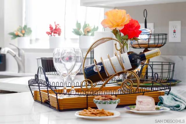 24643 Leafwood Dr, Murrieta CA: https://media.crmls.org/mediaz/db3e2d59-bc92-4096-bbe5-295e971d317d.jpg