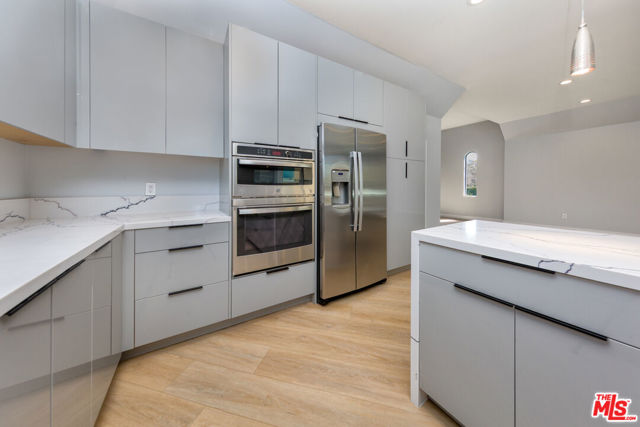 2143 Kerwood Avenue, Los Angeles CA: https://media.crmls.org/mediaz/db3e4a68-56bf-4d7b-9566-1636b3f676e7.jpg