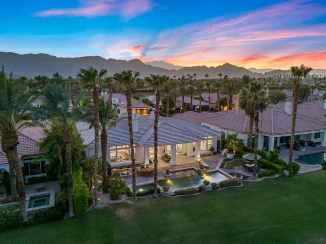 51464 Marbella Court, La Quinta CA: https://media.crmls.org/mediaz/db3fb009-586e-4955-8737-afb275f99e64.jpg