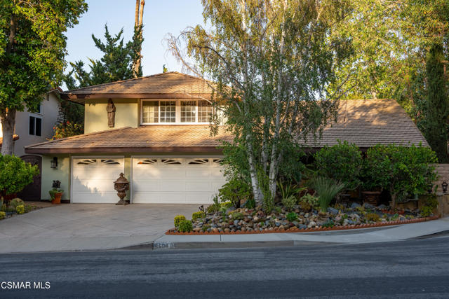 1694 Margate Place, Westlake Village CA: https://media.crmls.org/mediaz/db3fb5a8-6bf0-46ad-97cc-ad8d37c45dde.jpg