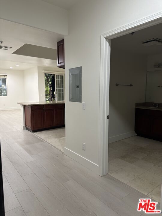 962 S Gramercy Drive, Los Angeles CA: https://media.crmls.org/mediaz/db4066b4-4bd8-4181-a37c-23251c6315e6.jpg