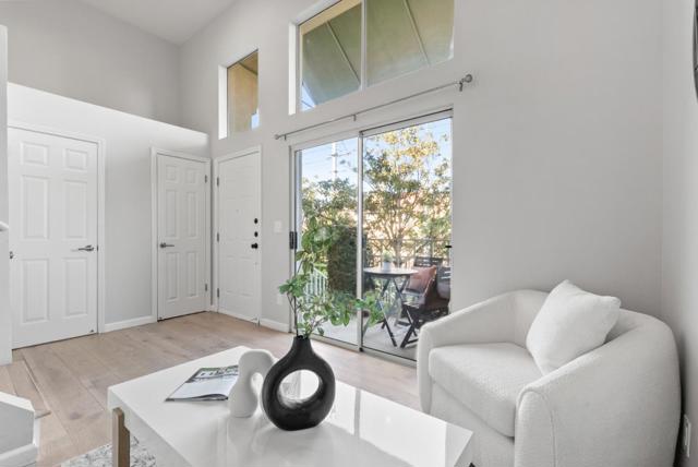 150 Holly Court, Mountain View CA: https://media.crmls.org/mediaz/db415baf-5733-4f9d-93c9-2a476dddd6ba.jpg