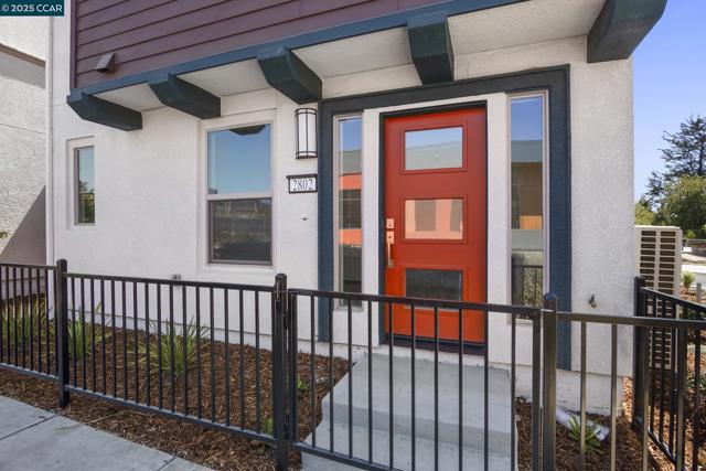 2818 Chattleton Lane, San Pablo CA: https://media.crmls.org/mediaz/db424ec1-0908-4828-a0e3-bfdb1a0b45a0.jpg