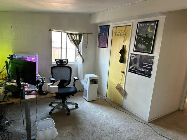 10046 Endfield Way, San Jose CA: https://media.crmls.org/mediaz/db4252dc-e472-4432-bdf9-61fb6a833612.jpg