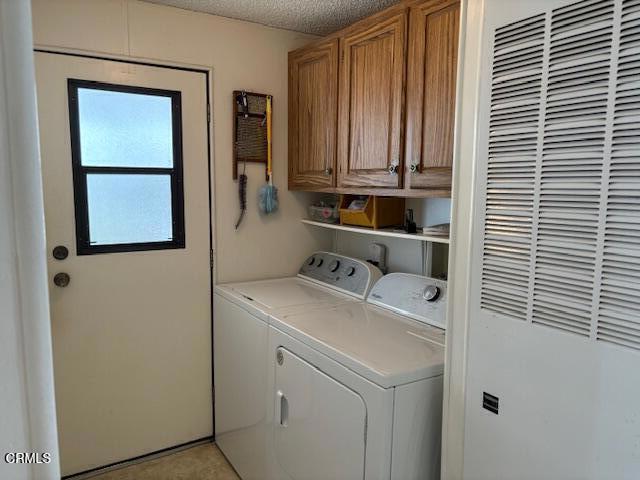 384 Hadley Drive, Ventura CA: https://media.crmls.org/mediaz/db42cfe1-cdfa-4b0f-b927-67a4dd051017.jpg