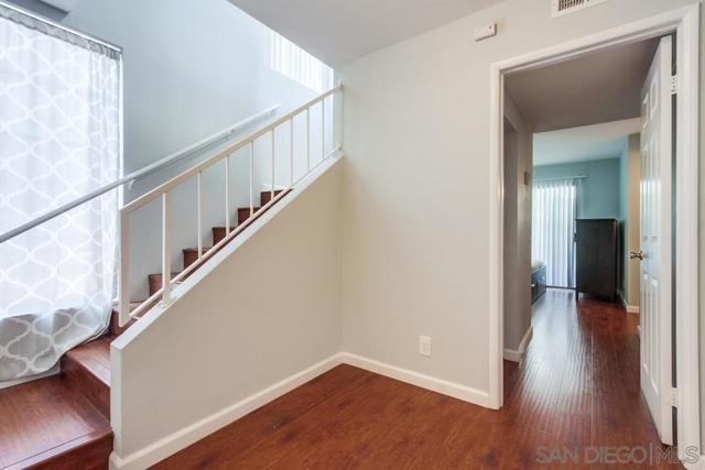 4527 Contour Blvd., San Diego CA: https://media.crmls.org/mediaz/db42da7c-692e-441b-811d-5955573d0d8d.jpg