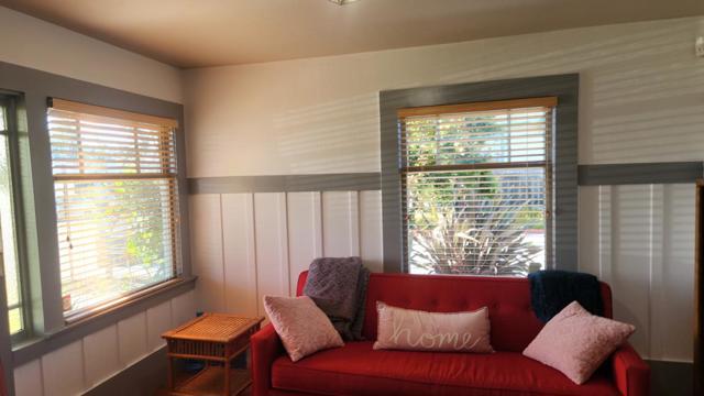 895 Main Street, Half Moon Bay CA: https://media.crmls.org/mediaz/db4369d0-d0a5-4ad9-8bd9-eb653123b290.jpg